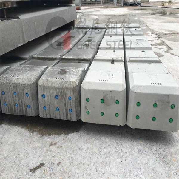 100mm concrete sleepers (2) 100mm concrete sleepers (2)