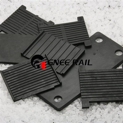 Rail Pad Stiffness Grading and Vibration Reduction Adaptation